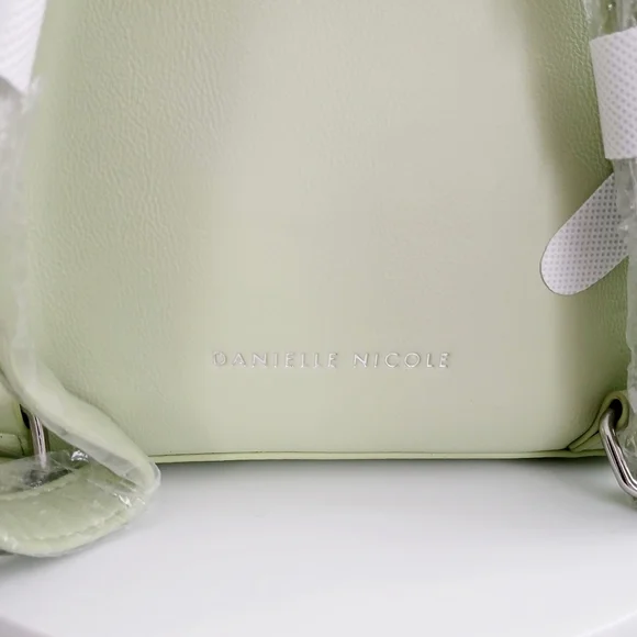 Tinkerbell Daniel Nicole Backpack - Picture 2 of 3